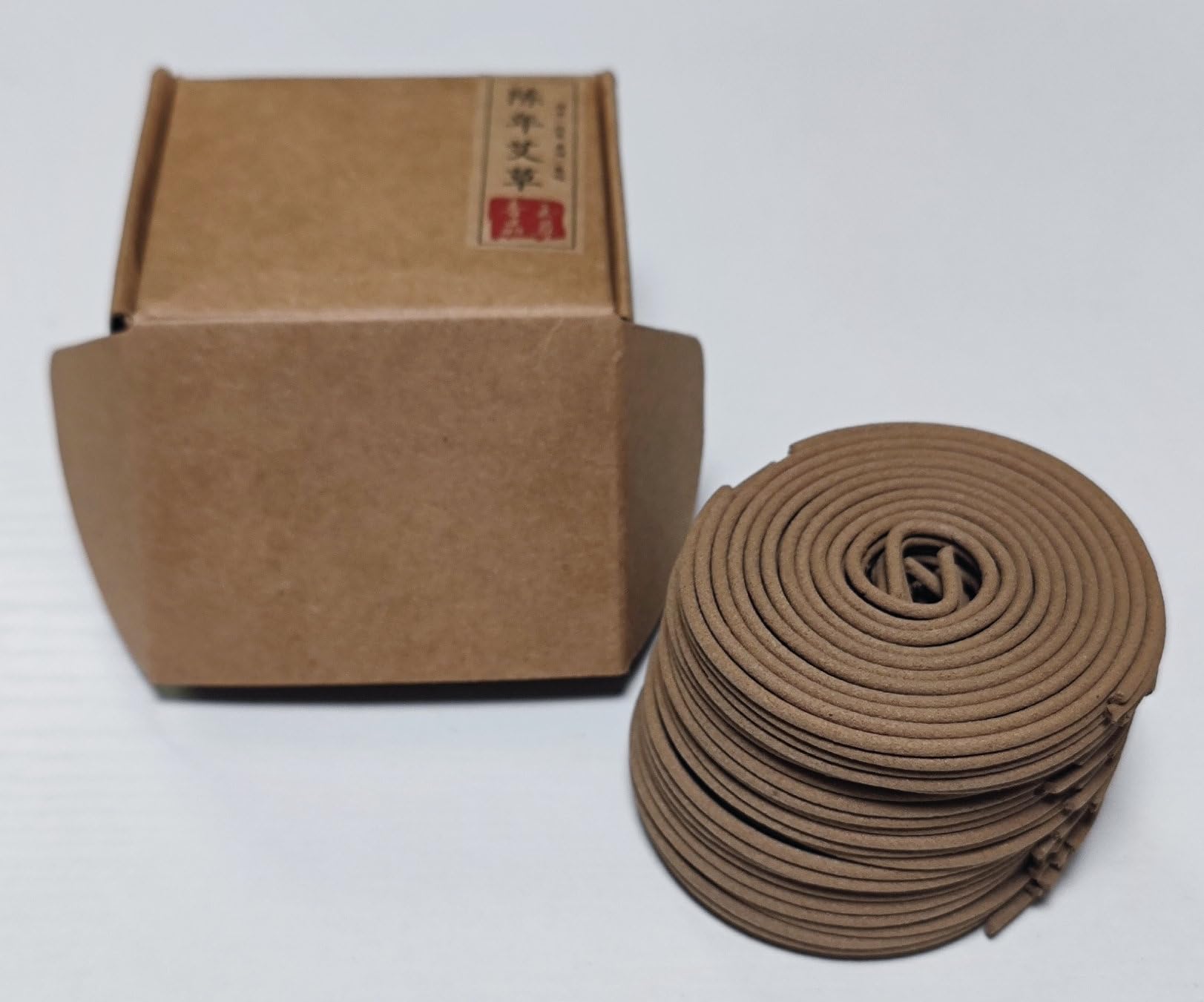 Leadwider Brown Natural Incense Coils, 48 Pieces, 3.5-Hour Burn Time Natural Aromatherapy For Indoor Use (Mugwort)