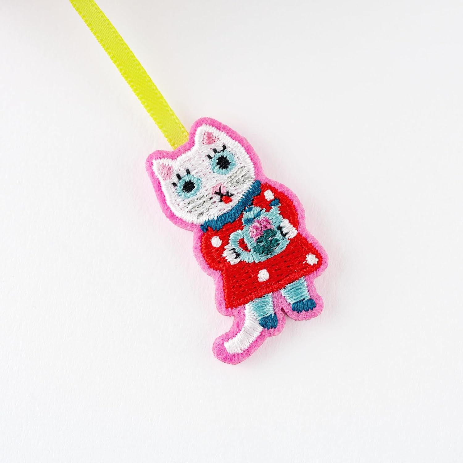 Hobonichi Techo Accessories – Yumi Kitagishi: Embroidered Bookmark - White Cat