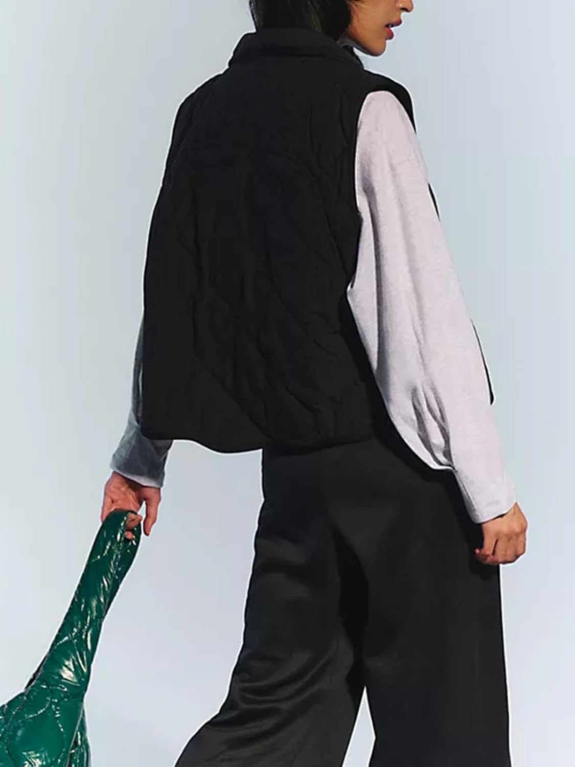 Women Quilted Vest Stand Collar Sleeveless Lightweight Button Down Cropped Outerwear Wavy hem Coat with Pockets - Image 3