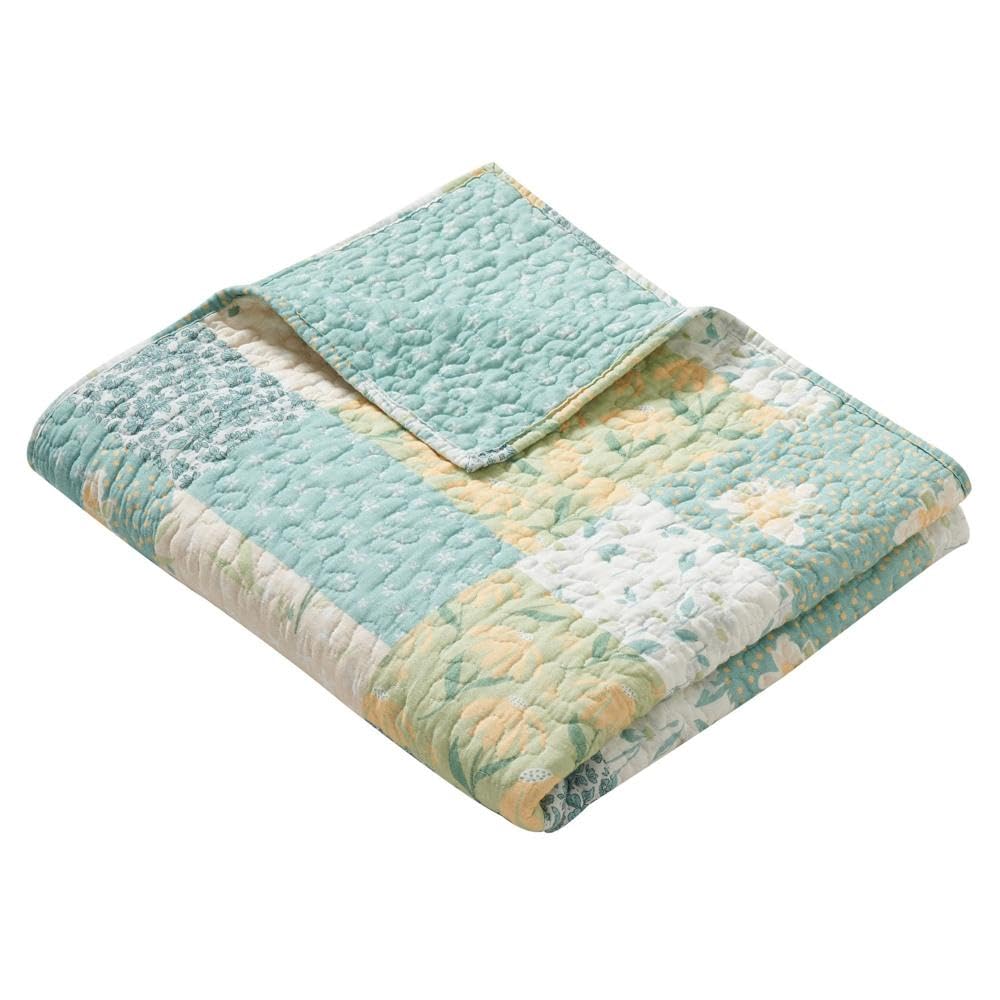 Greenland Home Evangeline Modern Floral Patchwork Print Quilted Throw Blanket