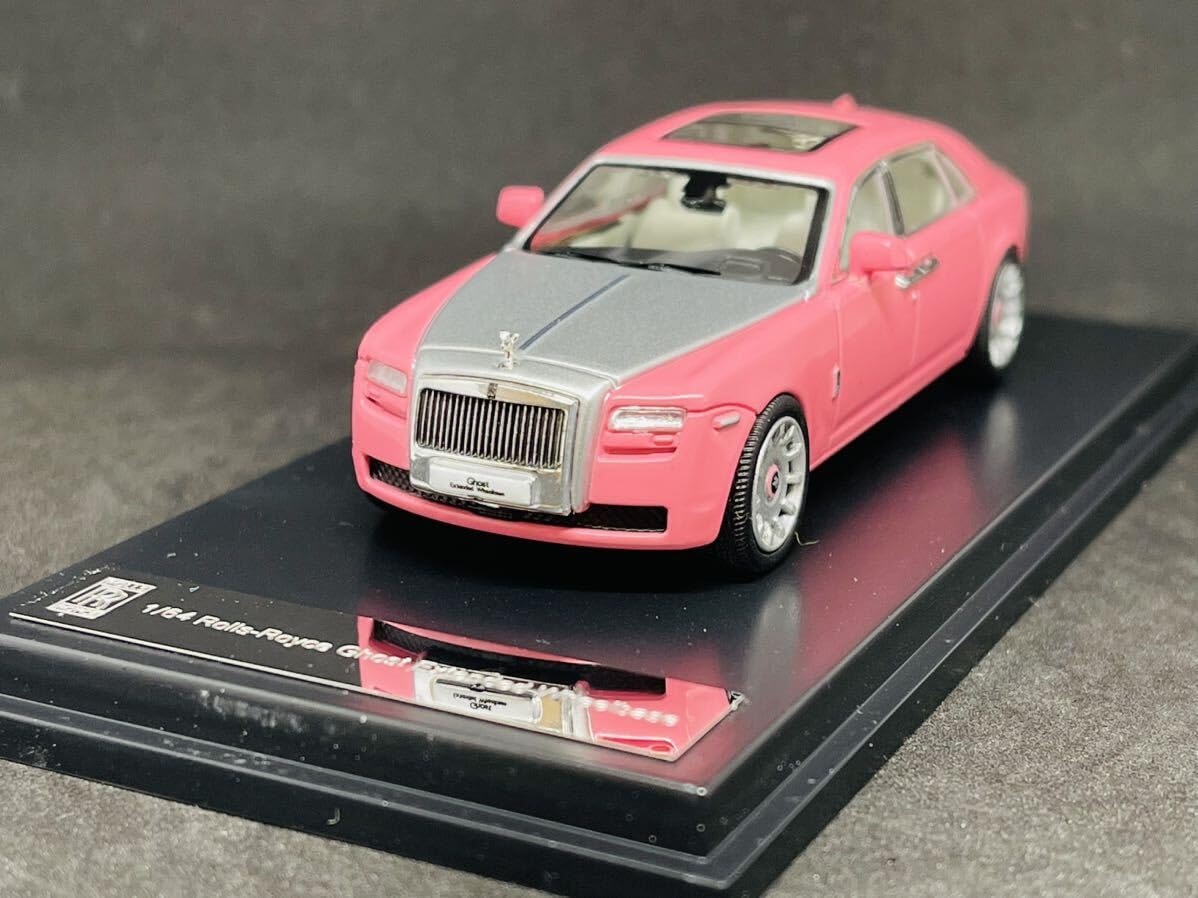 Amazon | ロールスロイス ゴースト ピンク 1/64 ミニカー Rolls