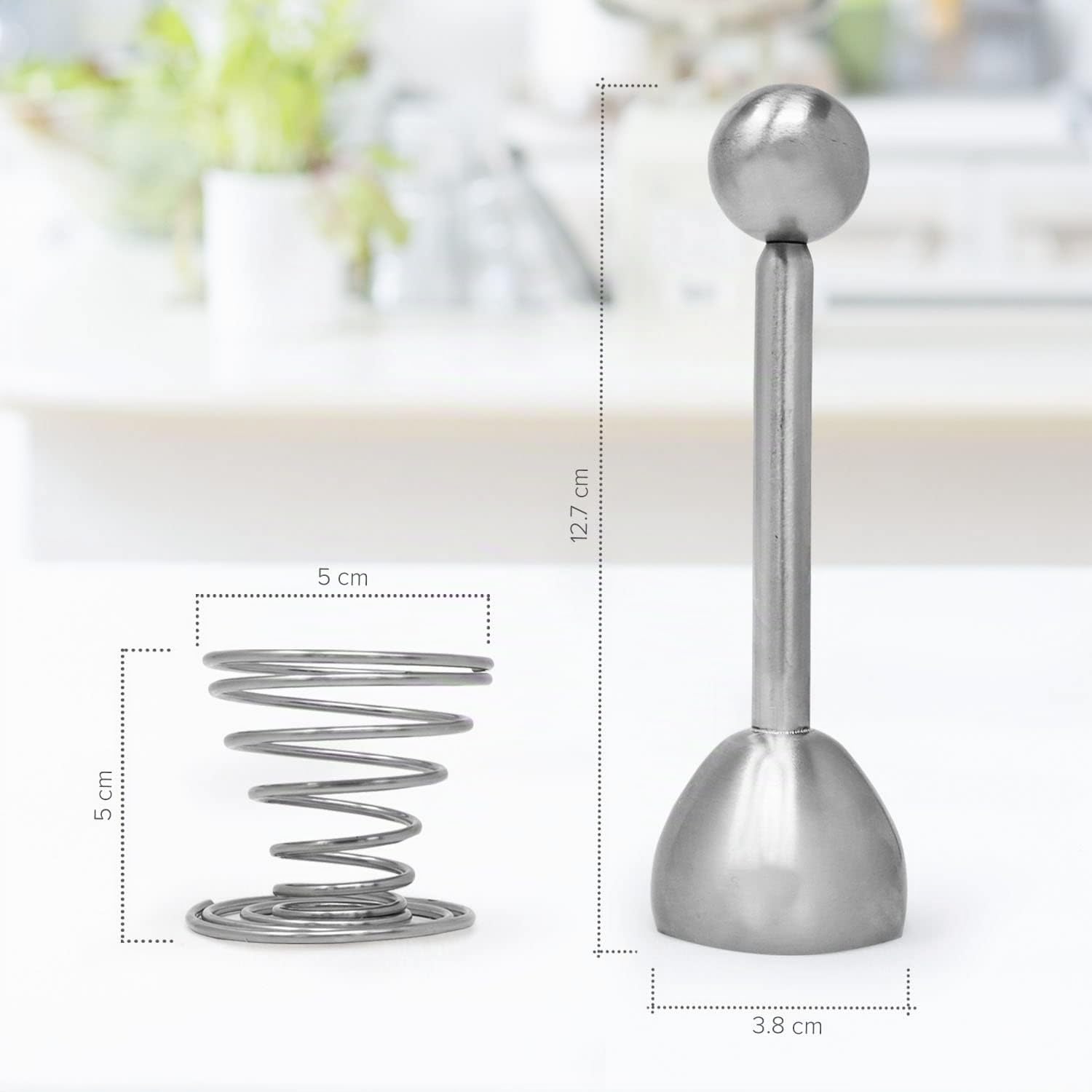 Joeji's Kitchen Abridor Separador de cáscara de Huevo de Acero Inoxidable Shell Cracker para Huevos hervidos Duros or Blandos con Accesorios de Cocina adicionales 2 Tazas de Huevo y 2 cucharas