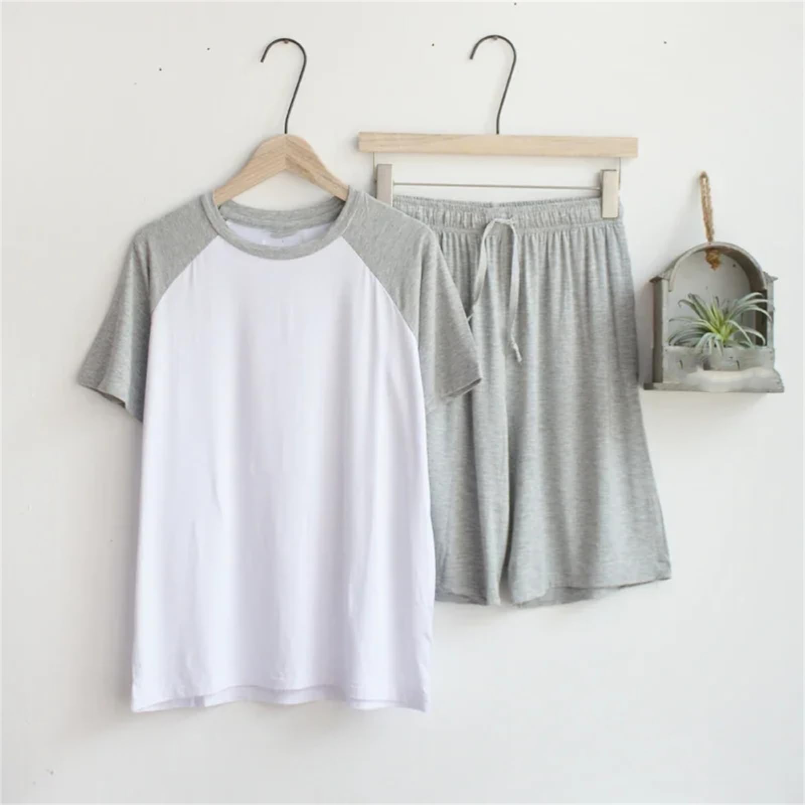 Lmtossey Pijama de verano modal para sección delgada, pantalones cortos sueltos de manga corta, se pueden llevar fuera del hogar