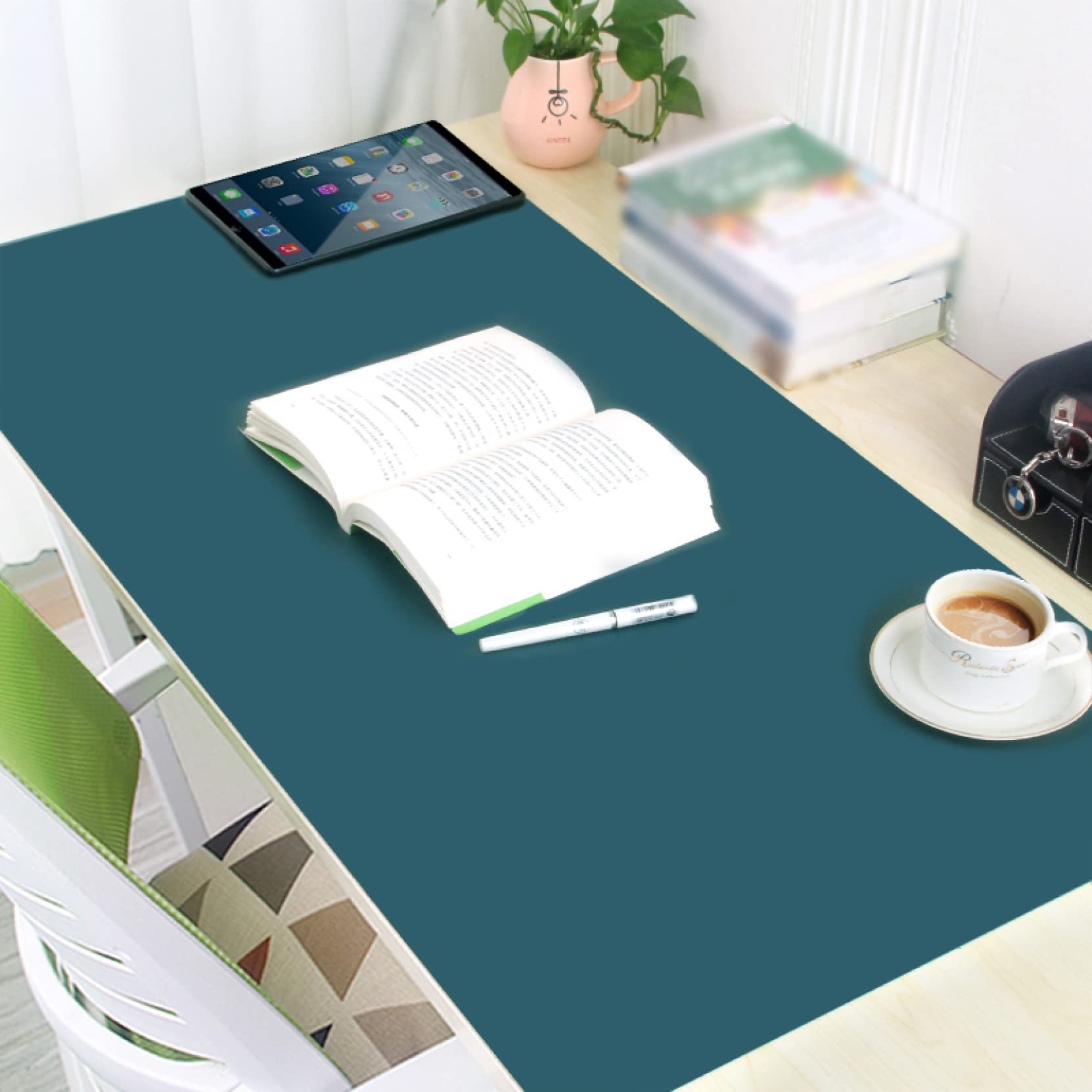 Amazon.co.jp: 柔らかい デスクマット 無地 シンプル デスク マット