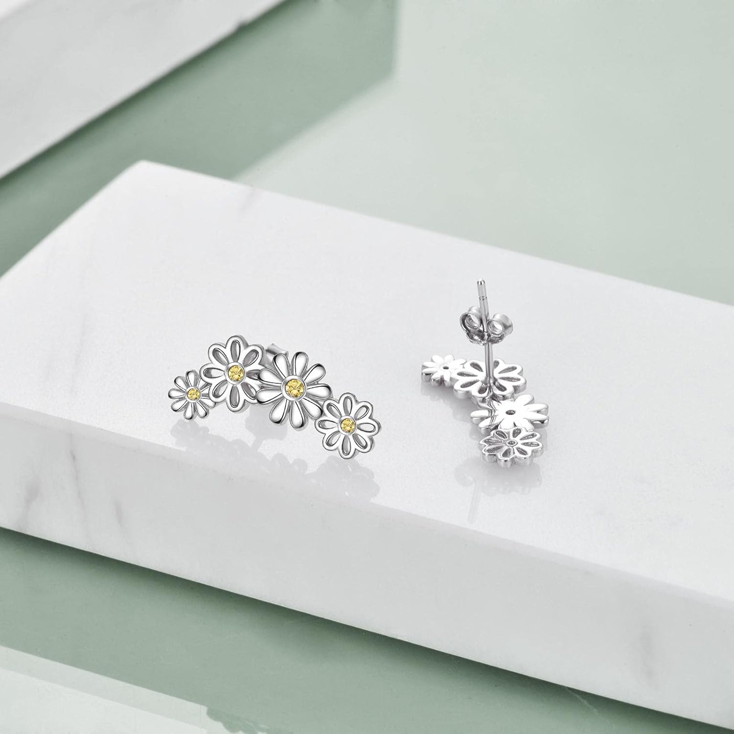 VONALA Daisy Earrings 925 Sterling Silver Climber Ear Wrap Stud Earring Flower Jewellery for Women, 20,1 mm x 8,6 mm - Image 4