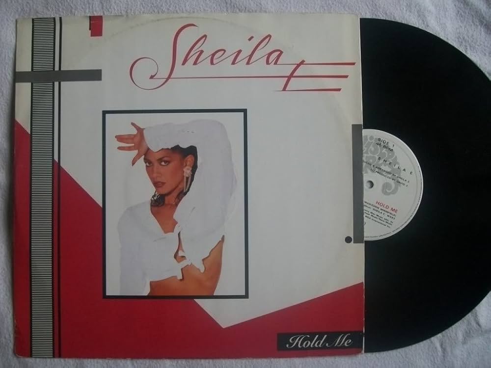 邦楽 HOLD ME Hold Me (2019 Remaster) - YouTube