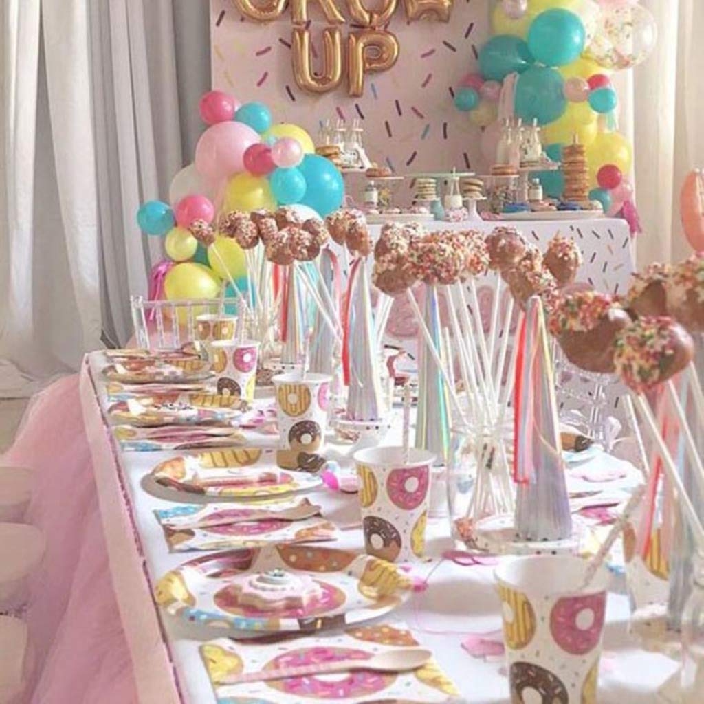 KOBOKO Tovaglioli Decorativi A Sfera Discoteca - 25 Pezzi 25x25 Cm - Carta Assorbente 2 Strati Con Motivo Argento - Per Feste A Tema Anni 70 80 90, Compleanni E Decorazioni