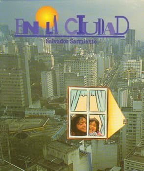 Paperback Pan y canela A (Small Books): En la ciudad Book