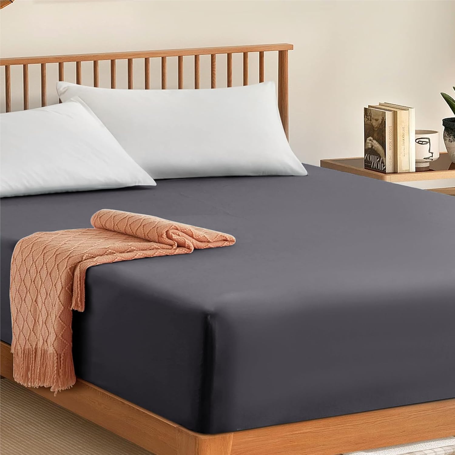 My Home Store Cotton Fitted Sheets King Size - 100% Egyptian Cotton 300TC Hotel Quality 30 cm Fitted Bedsheets (White) — view 16