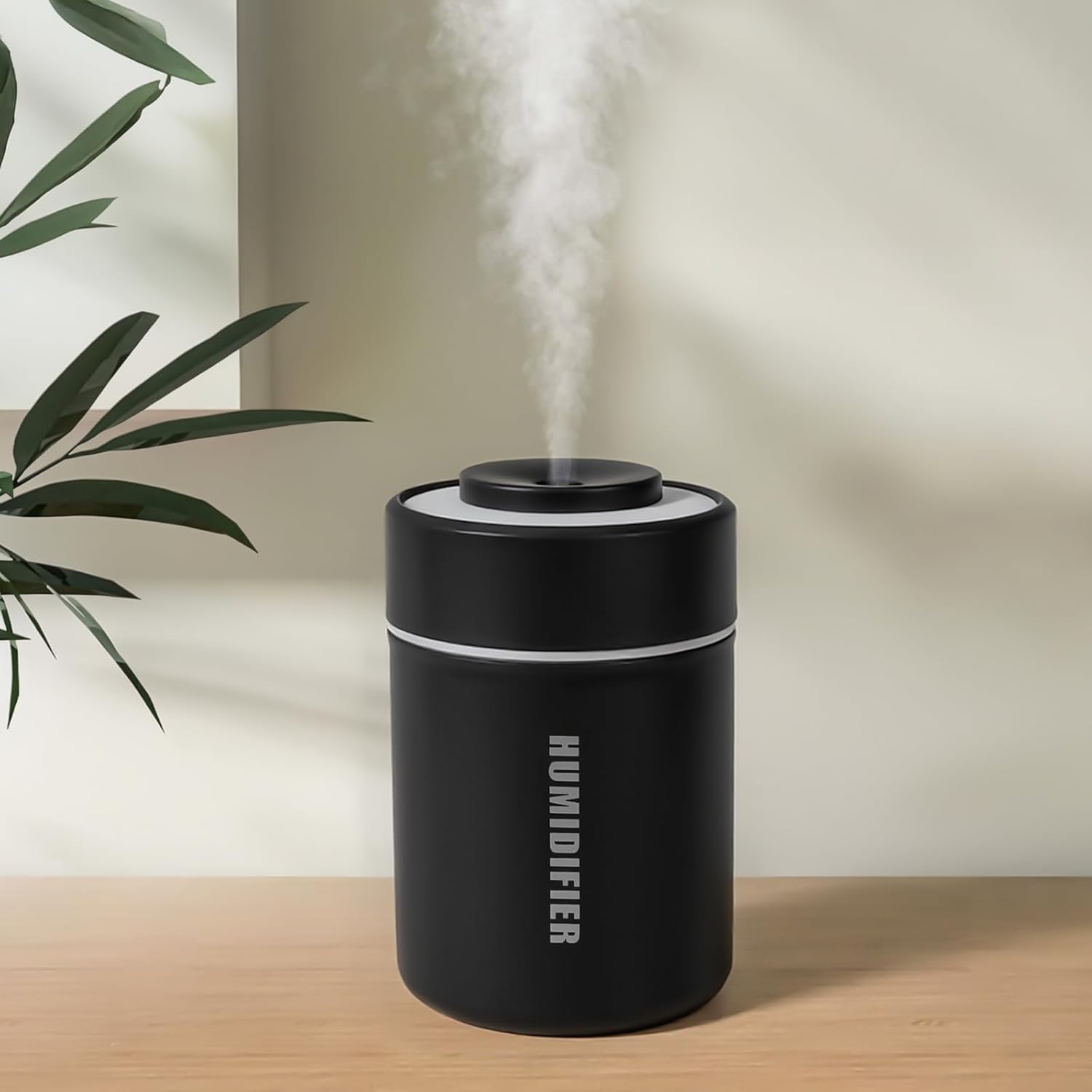 Mini umidificatore portatile, 180 ml USB Cool Mist Umidificatori per camera da letto, umidificazione desktop personale per viaggi in ufficio e piante da interno (nero)