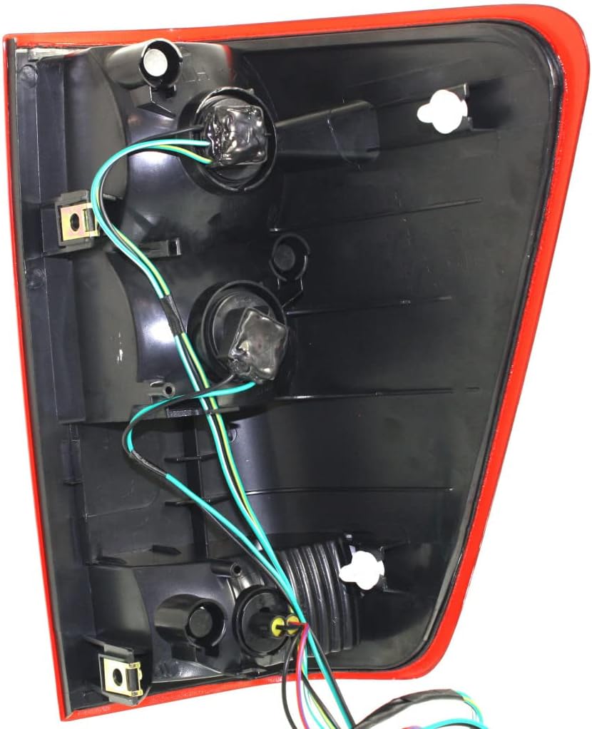 For Nissan Titan Tail Light 2004-2015 Driver Side | Replacement For NI2800161 | 26555-7S227