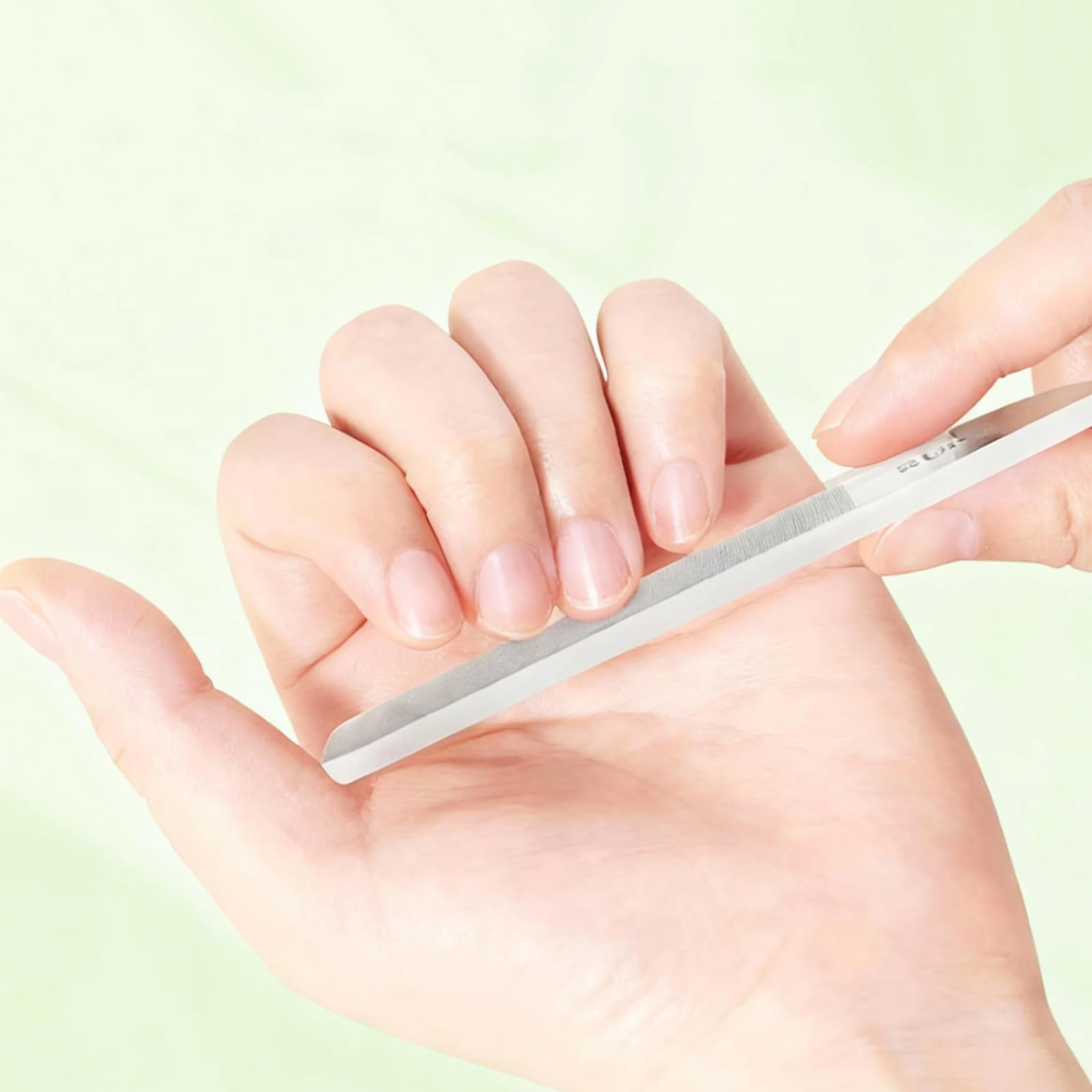 Set completo per manicure con custodia organizzata, strumenti ipoallergenici, lima per trapano per unghie per pelli sensibili, strumento accurato da viaggio