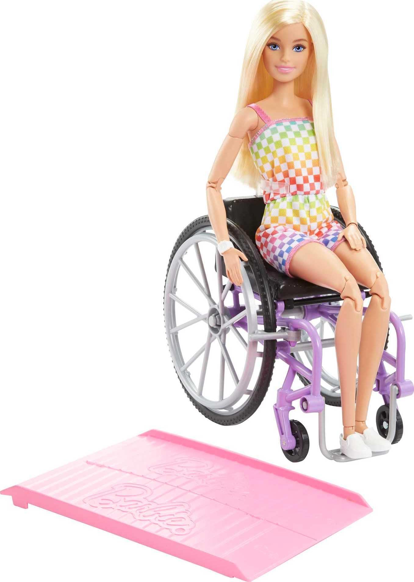 Barbie Doll with Wheelchair and Ramp, Kids Toys and Gifts, Blonde, Barbie Fashionistas, Rainbow Romper, Clothes and Accessories, HJT13