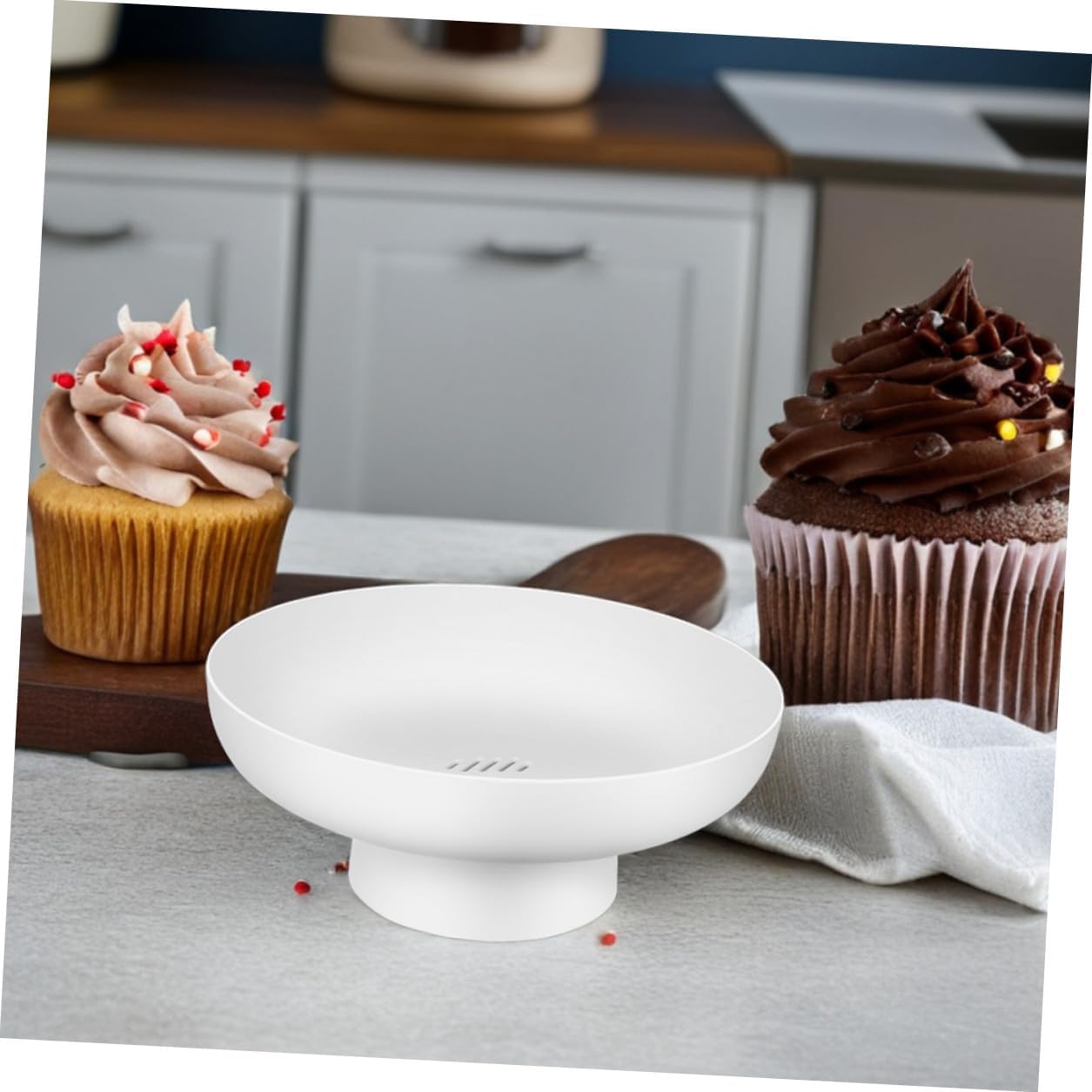 2pcs White Decorative Footed Fruit Bowls Multi-functional Dessert Serving Plates Fruit Keeper Bowls for Kitchen Counter and Dining Table Decor