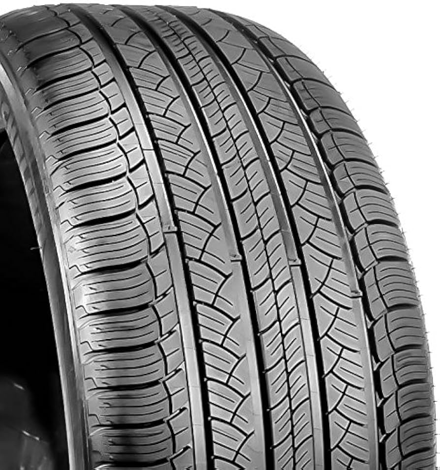 【ダイナマイト】ミシュラン LATITUDE Tour HP Amazon.com: MICHELIN Latitude Tour HP all_ Season Radial
