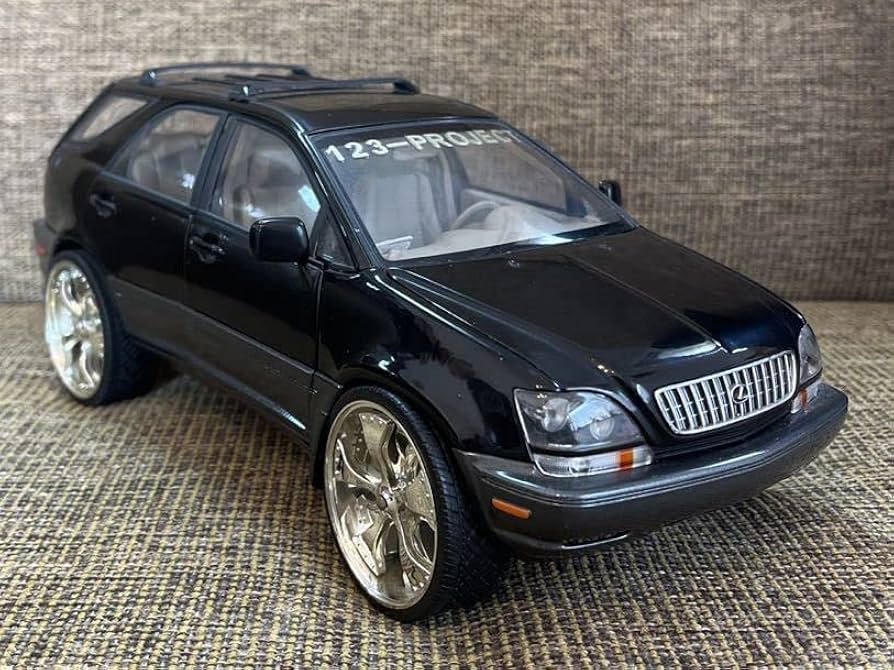 Amazon | 1/18 レクサス LEXUS RX300 ダイキャストミニカー 大