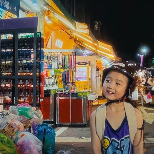 Flicking #72: Left-Handed Girl