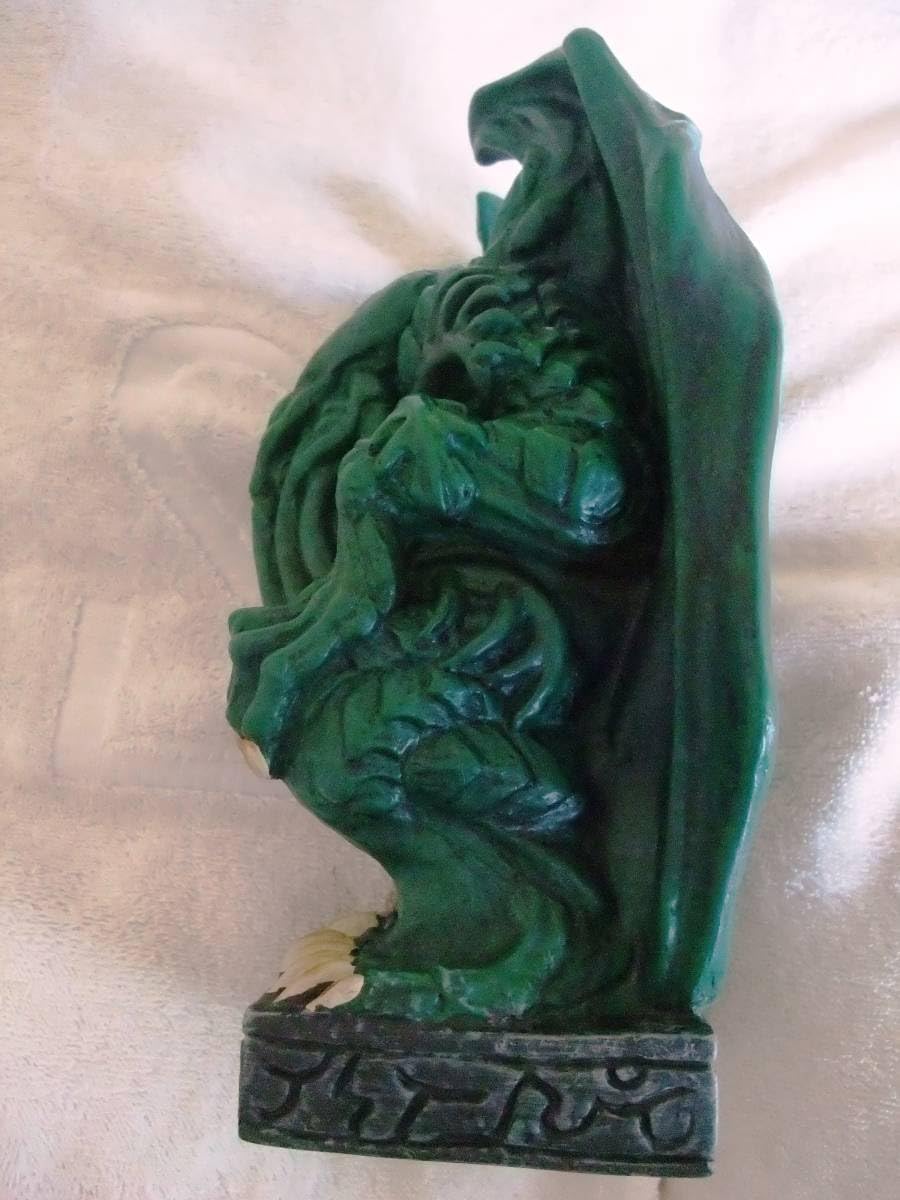 ★クトゥルフ神話の邪神　クトゥルフ★貯金箱★新品未開封 Amazon.co.jp: 極美品！クトゥルフ神話の邪神クトゥルフ全身像再現で