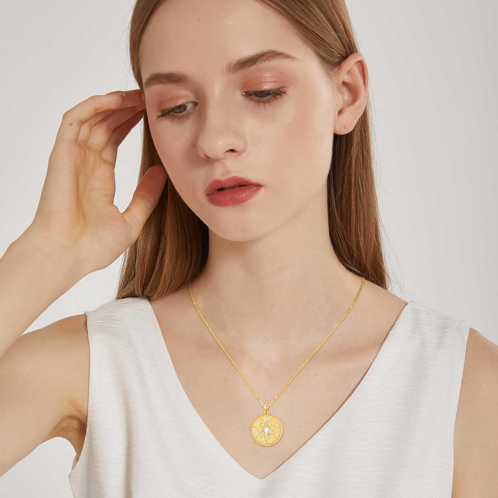 AENEAS 14 Karat vergoldete Sonnen-Halskette für Damen, 925er-Sterlingsilber, Geburtsstein, Sonne, Münze, Halskette, Sonnenschmuck, Geschenke für Frauen und Mädchen, Sterling Silber, Diamant