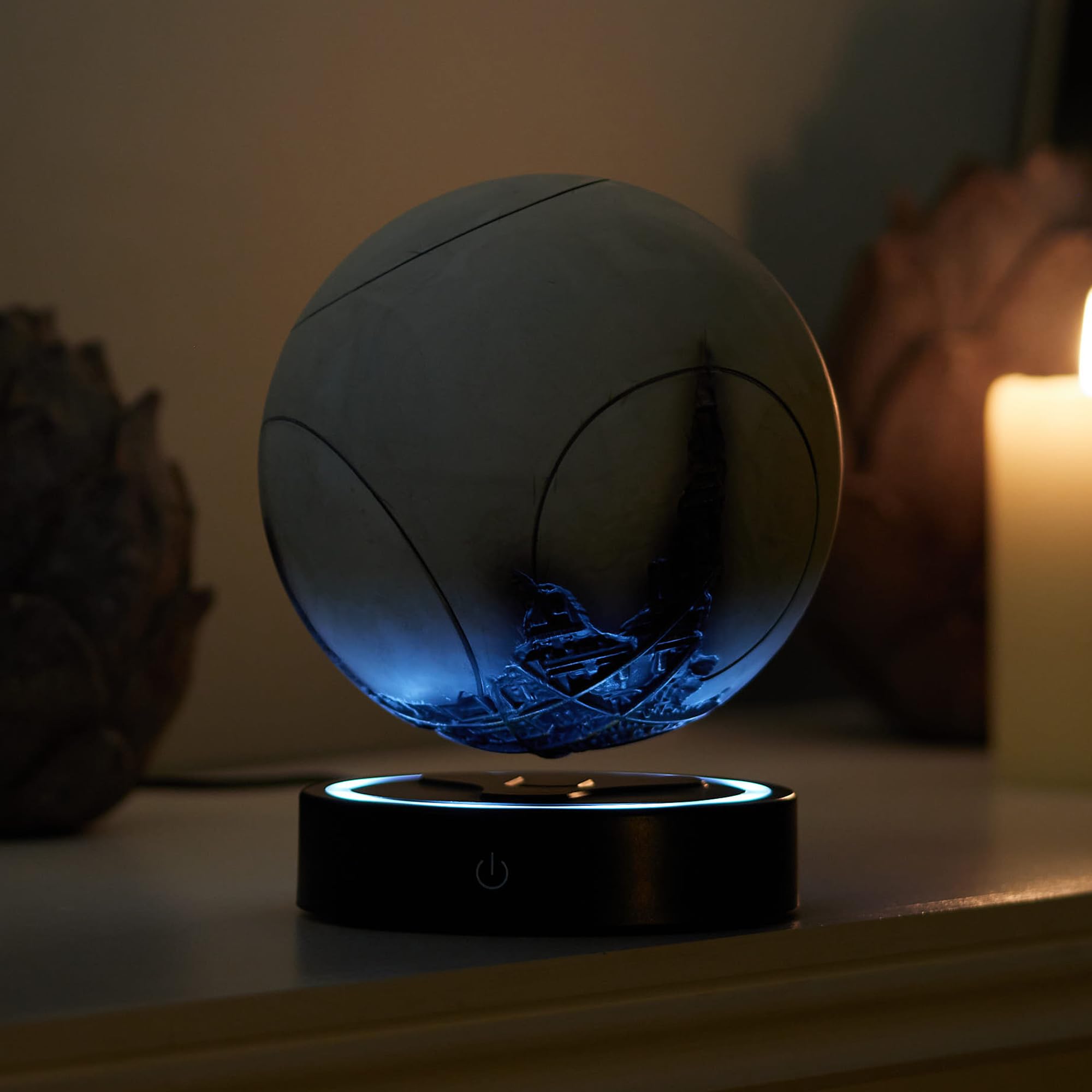 Numskull Lampada Magnetica a LED Destiny – Traveler Fluttuante – Merchandise Ufficiale Destiny 2