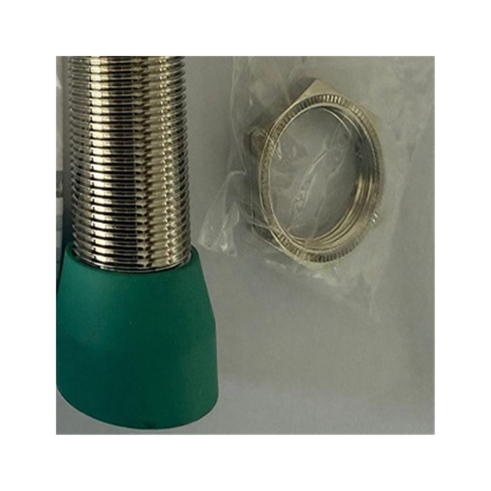 UB4000-30GM-E4-V15 Proximity Switch Sensor cylindrique M30