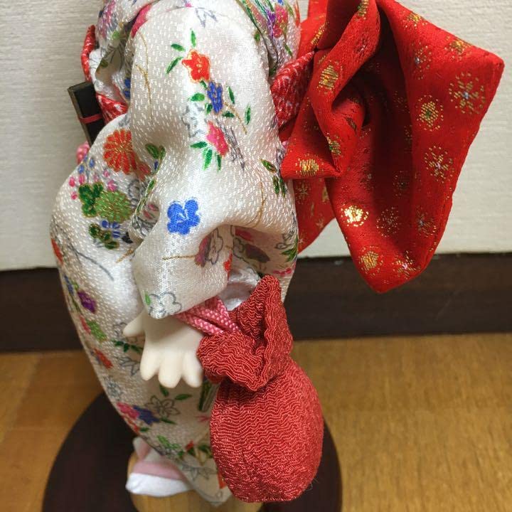 【新品⋆非売品】ペコちゃん誕生50周年記念 晴れ着ペコちゃん【雅】みやび Amazon | 雅（みやび）ペコちゃん誕生50周年記念晴れ着ペコ
