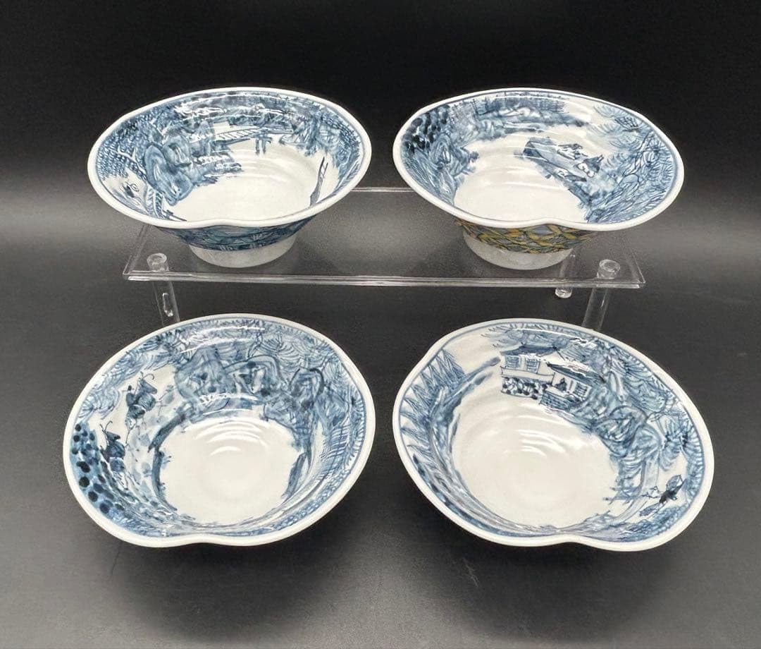 金葡萄柄　ヴィンテージ有田　蓋つき小鉢　美品　未使用品　２点 金葡萄柄 ヴィンテージ有田 蓋つき小鉢 美品 未使用品 2点 金葡萄柄