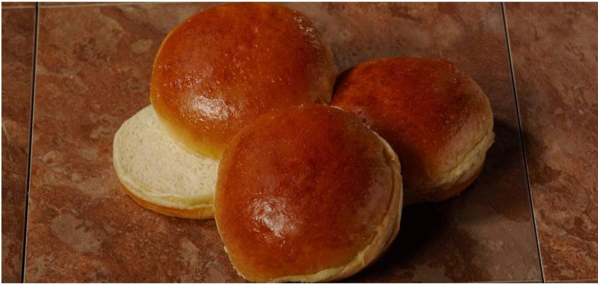 Gonnella Baking 4 inch Brioche Hamburger Bun -- 120 per case.