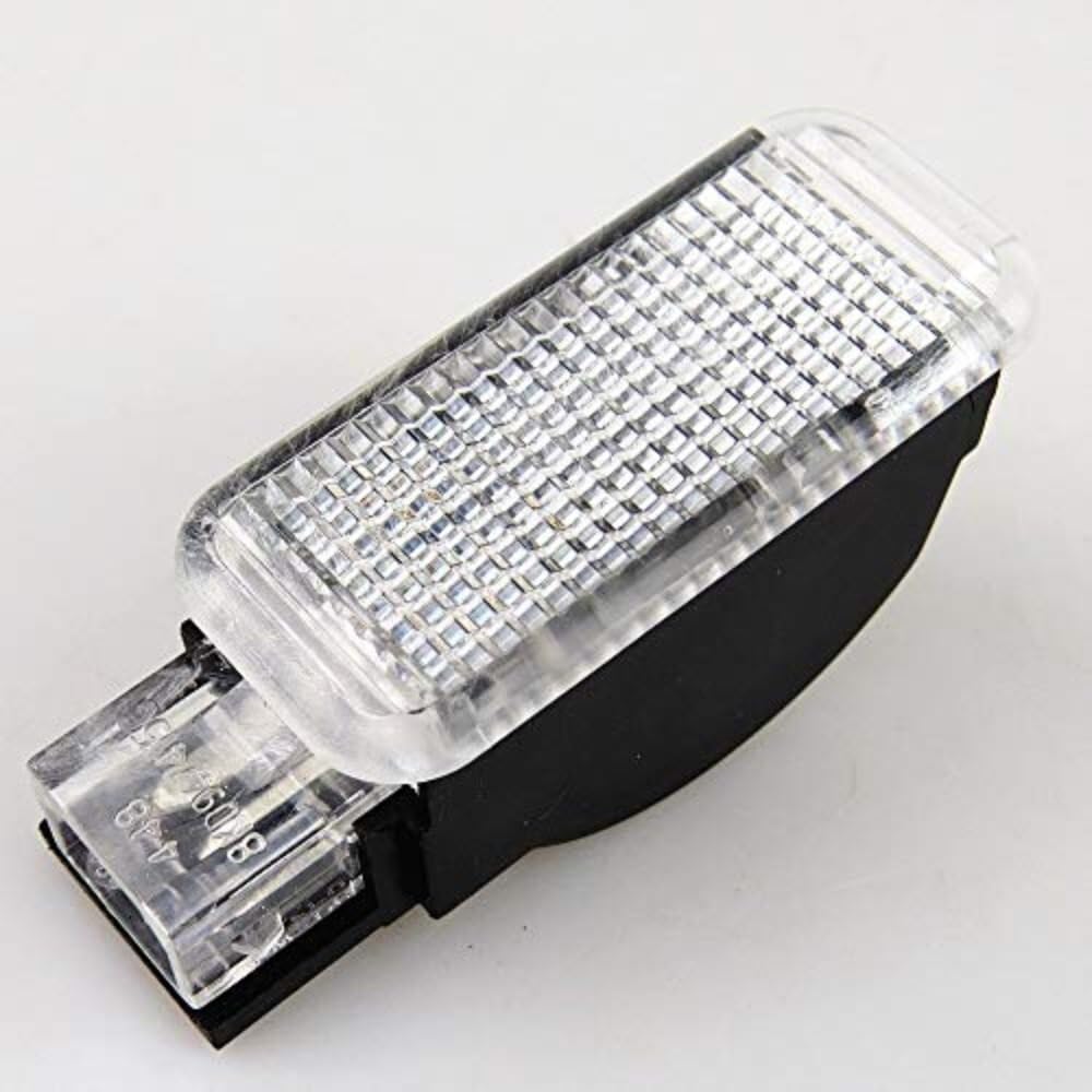 12V Tailgate Trunk Light Bulb 8KD947415C For Sharan Phaeton Alhambra TT A4 A6 A8 Q5 Yeti 8KD 947 415C
