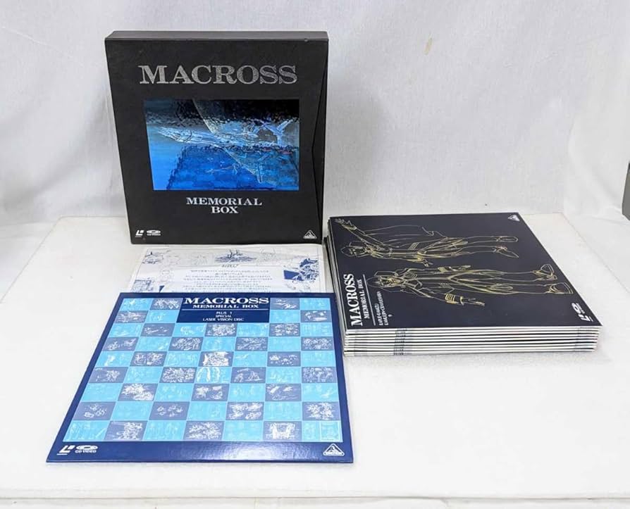 MACROSS MEMORIAL BOX 超時空要塞マクロスメモリアルボックス Amazon.co.jp: ＜同梱OK LD＞□超時空要塞マクロス メモリアル