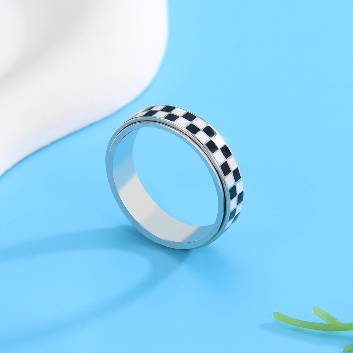AmorArtSky Checkered Fidget Ring for Adults - 18K Gold Plated Stainless Steel Rotating Spinner Jewelry, Anxiety & Stress Relief Gift for Women/Men (Black and White Pattern) - Image 6