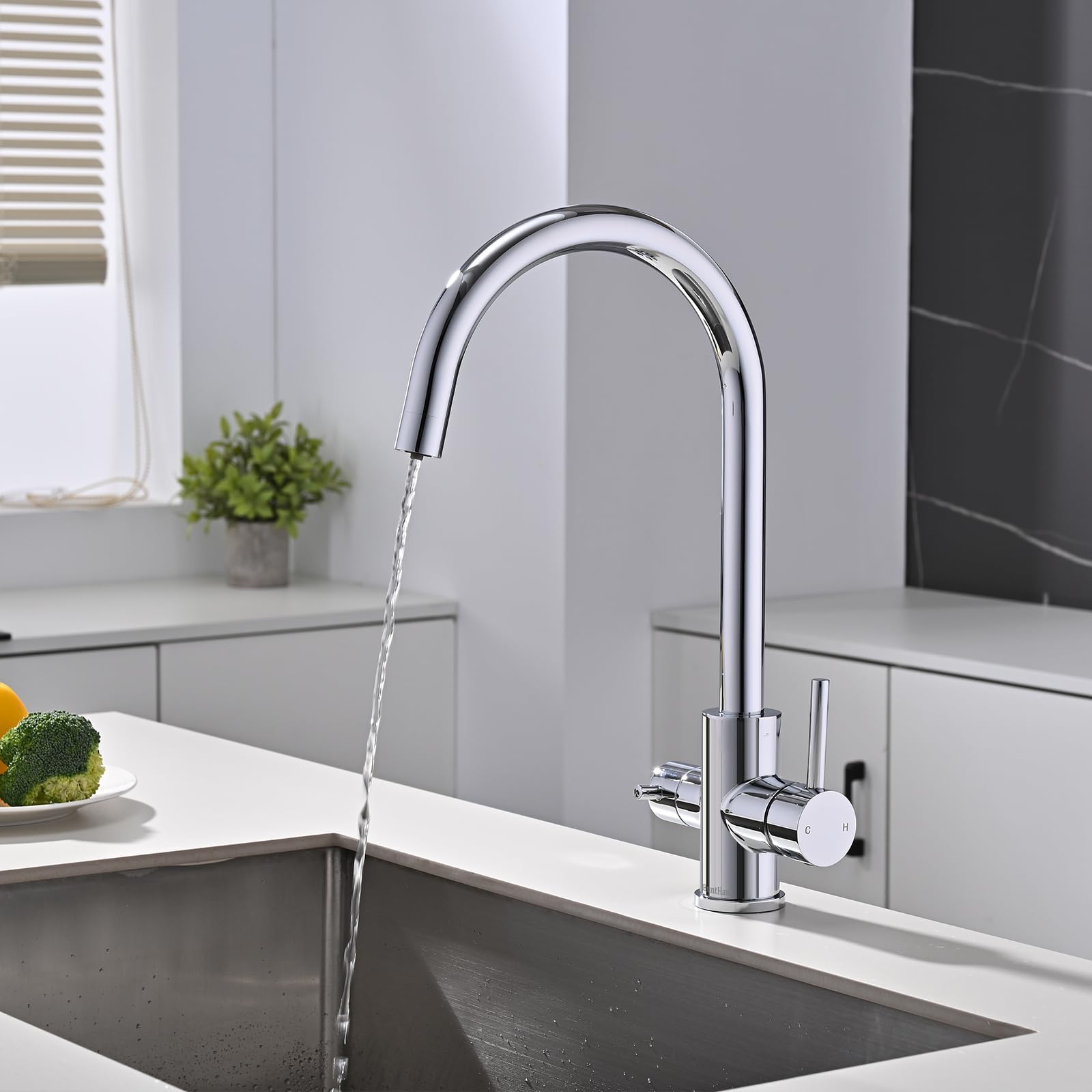 Grifo para Fregadero de Cocina de 3 Vías BuntHaus, Acero Inoxidable Cromado
