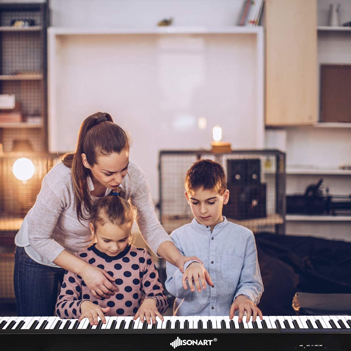 COSTWAY Piano Numérique 88 Touches, Clavier Electrique Amélioré avec Sac de Transport, 128 Rythmes, 128 Notes, Réglage de Dynamique, Pédale, Interface MIDI/USB, Fonction Bluetooth, Noir