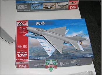 Amazon | モデルズビット 1/72 ソ連空軍 ミコヤン Ye-5 デルタ翼