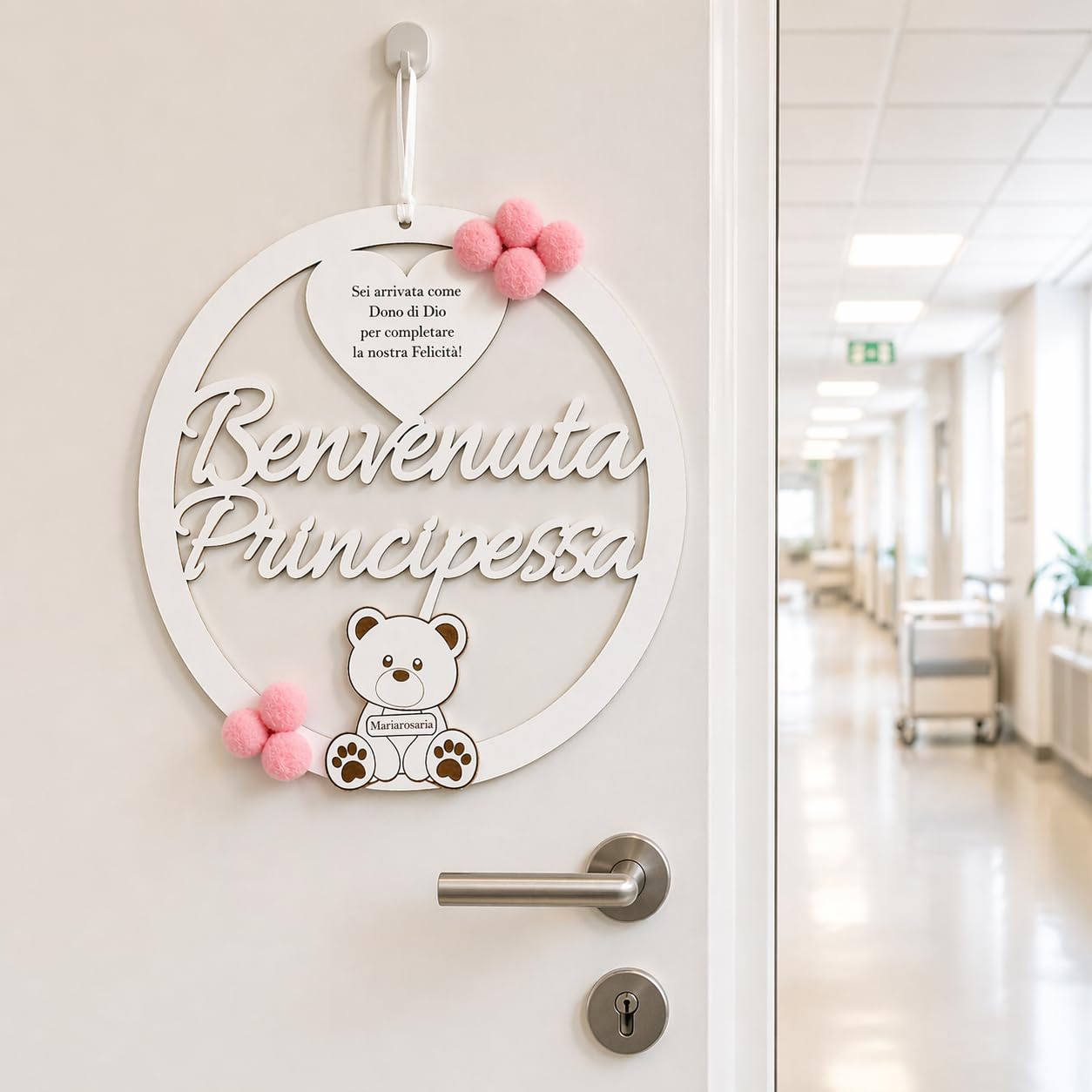 Fiocco Nascita Bimbo Bimba Personalizzato con Nome in Legno - Coccarda Nascita Moderno Fuoriporta Cameretta, Decorazione Nascita Artigianale Made in Italy con Orsetto (Rosa/Azzurro) — Lo Realizzo®