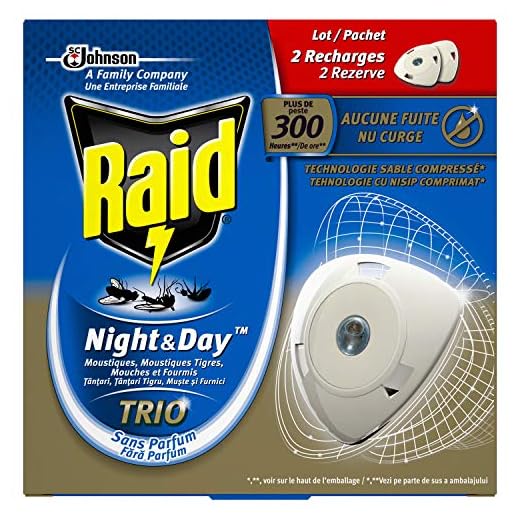 Raid 2 Recharges pour Diffuseur Électrique à Sable Compressé, Anti-Moustiques, Moustiques Tigres, Mouches et Fourmis, Night & Day Trio, Insecticide - Lot de 2