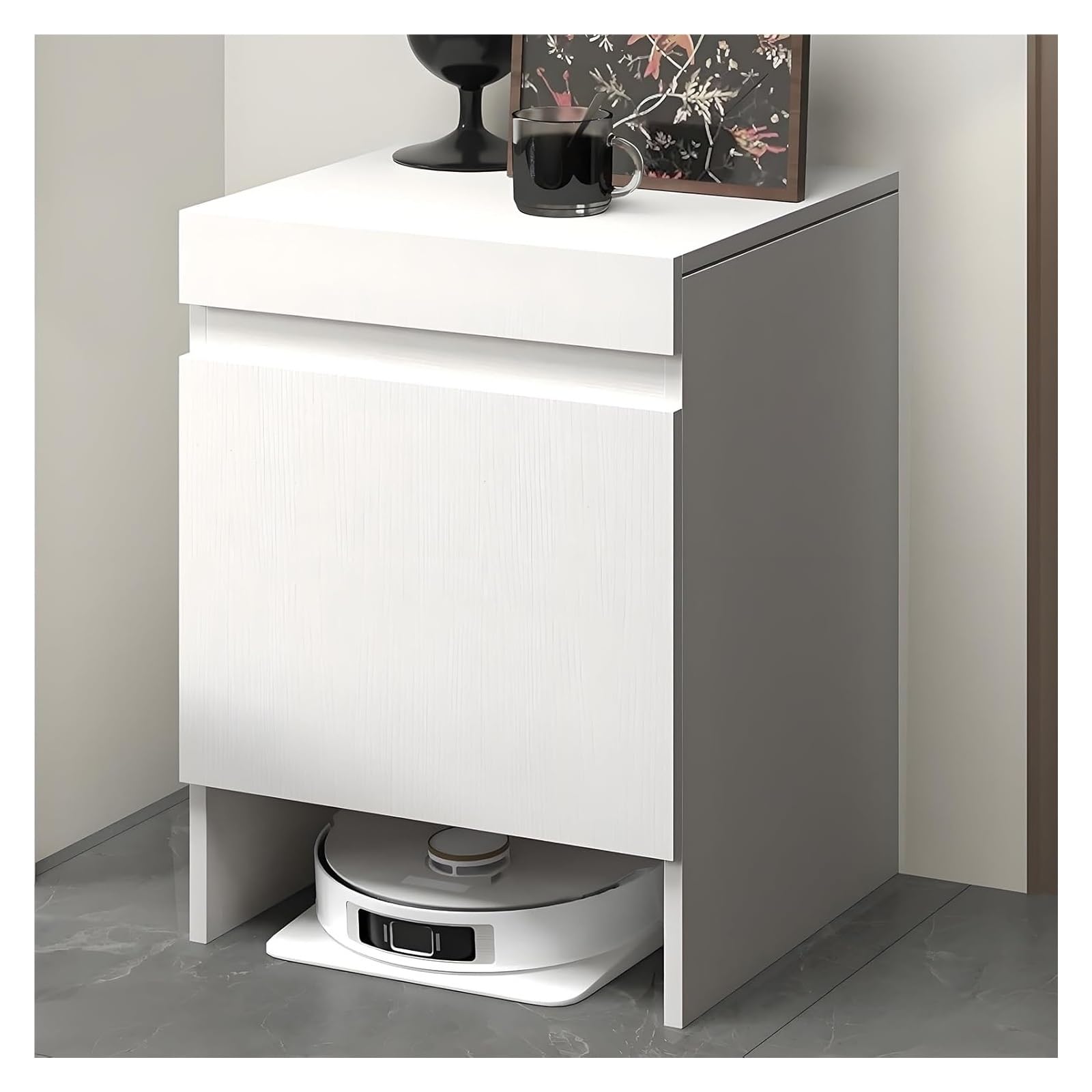 Mueble para aspiradora con diseño oculto que ahorra espacio en el dormitorio