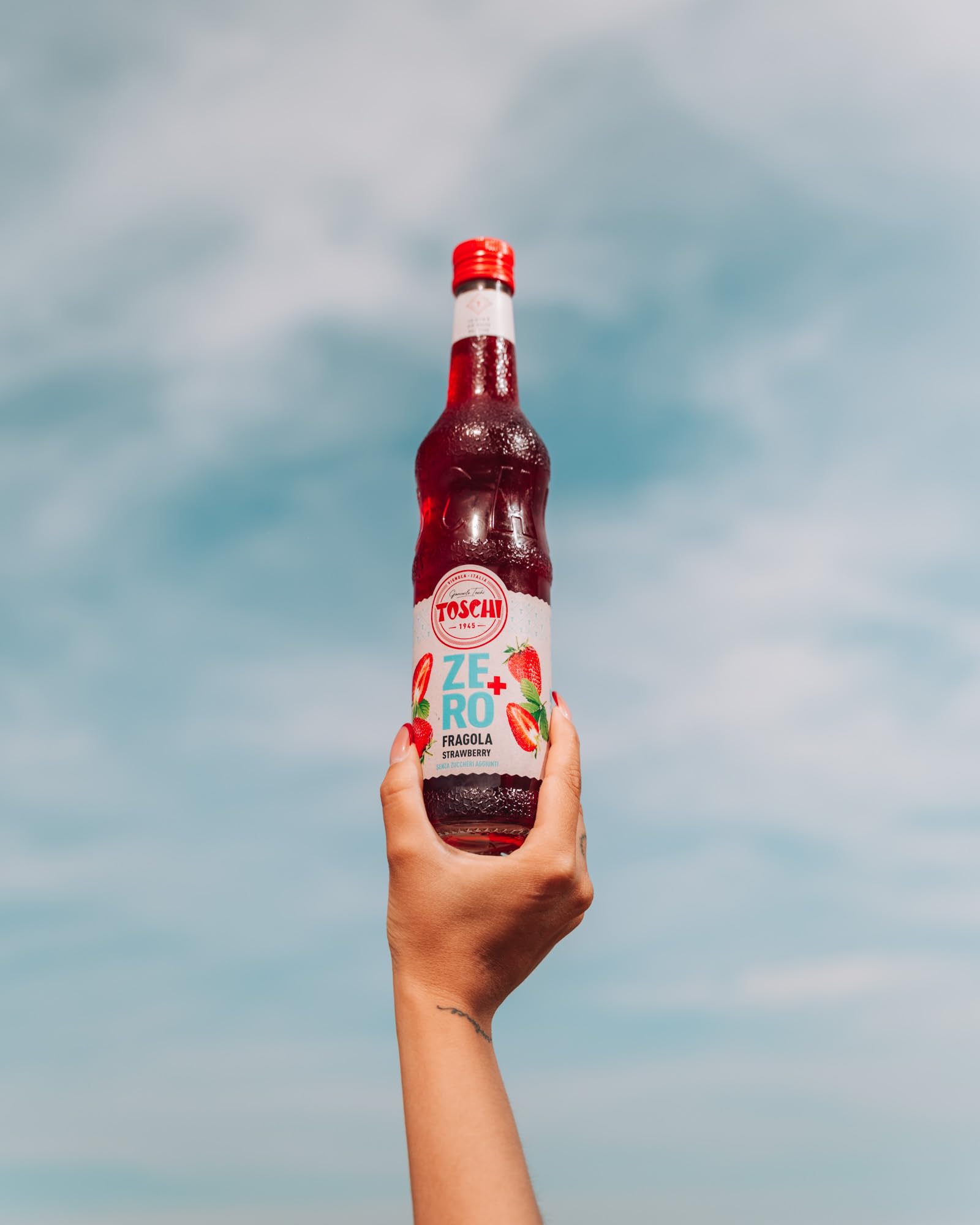 Drink Zero + 560 ml, Sciroppo senza Zucchero nei gusti: Amarena, Menta, Limone&Zenzero, Fragola, Pompelmo Rosa ed Orzata.