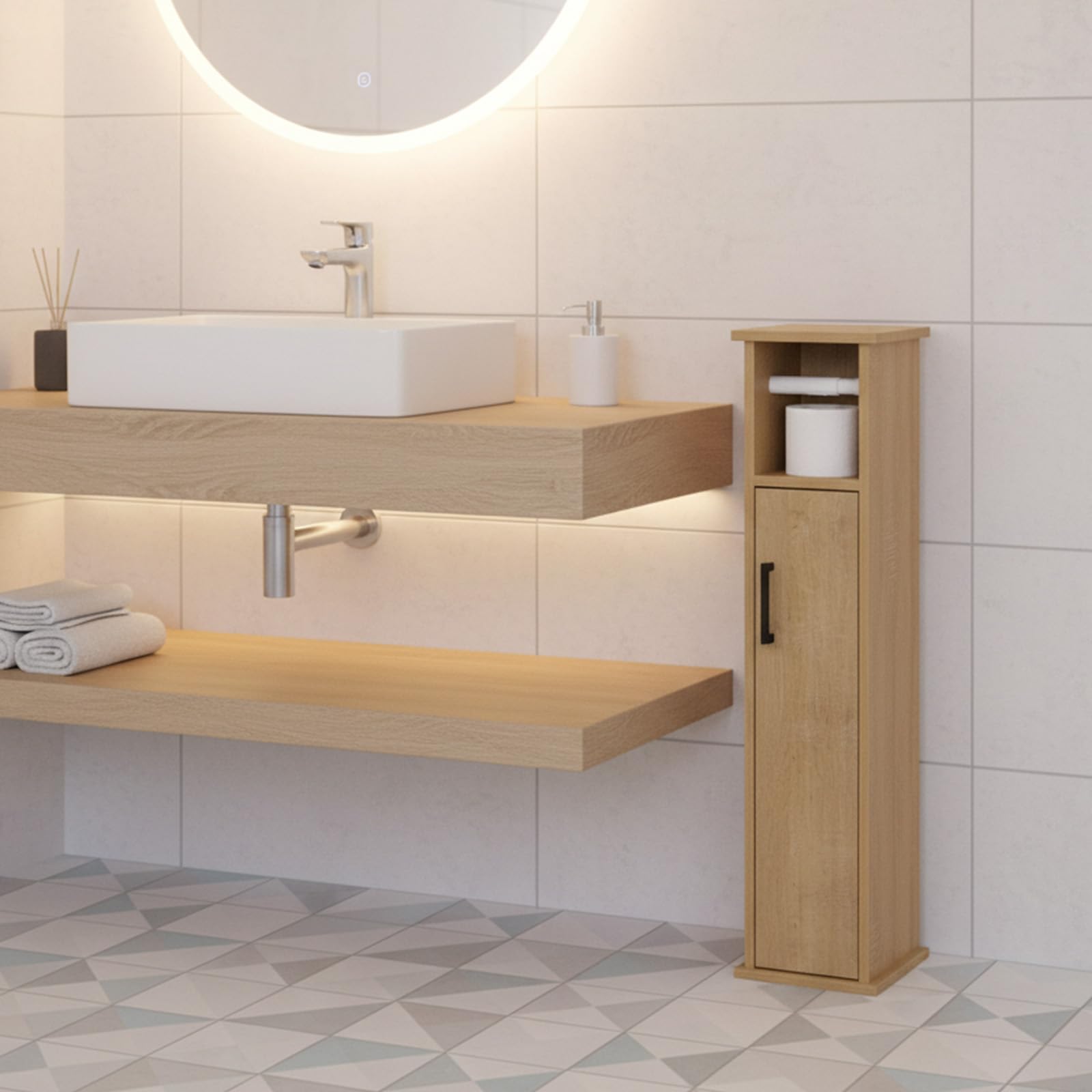 XZ-23014 Armario de Baño Alto y Estrecho con Compartimentos – Mueble Organizador para Papel Higiénico – Columna de Almacenaje 76,5 cm – Puerta con Manija Metálica – Color Roble
