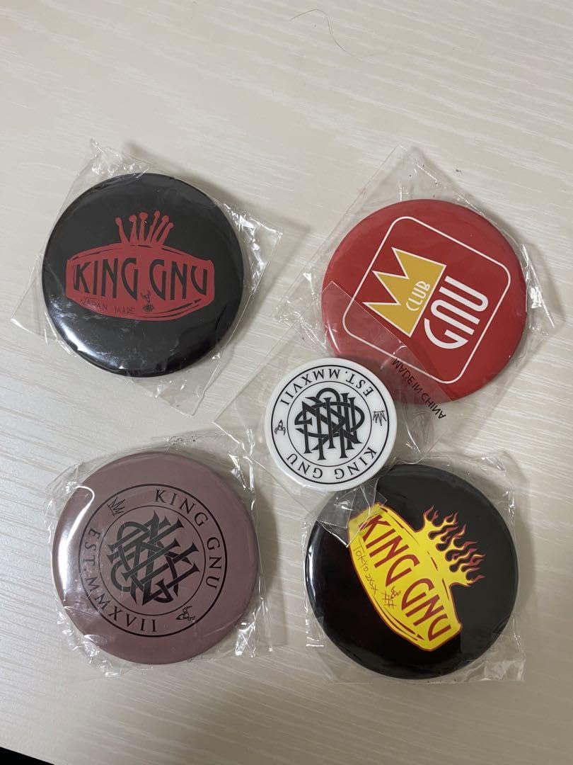 Amazon | KINGGNU 缶バッジ・ピンバッジ セット | バッジ | おもちゃ