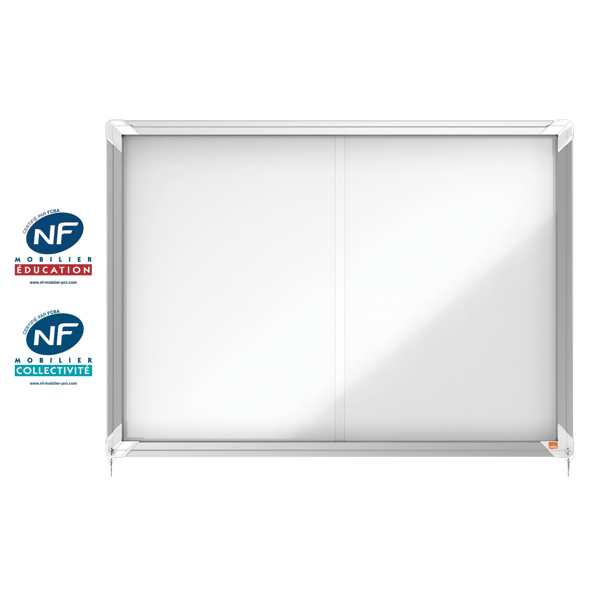 Nobo Premium Plus, Tableau d'Affichage - Vitrine d'intérieur Magnétique Verrouillable, Porte Coulissante en Verre, 8 x A4, Blanc, 1902569
