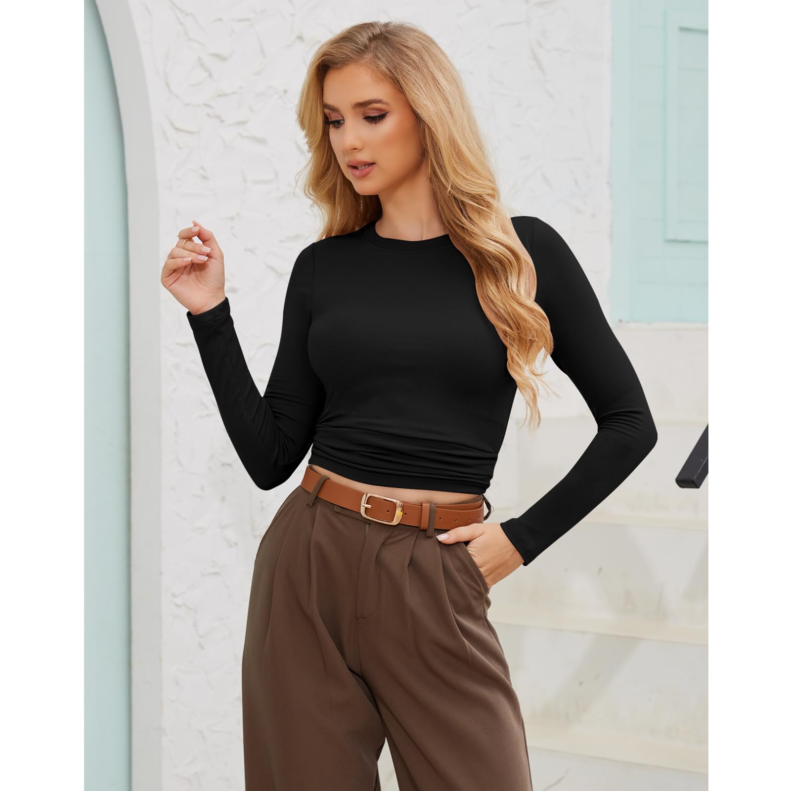 Lot de 5 Tee Shirt Hauts Essentiels à Manches Longues pour Femmes Coupe ajustée Extensibles Col Ras du Cou t-Shirts Respirants à Superposer