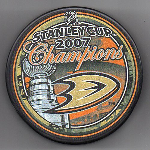 Ducks 2007 Stanley Cup Champions Official NHL Puck + FREE Puck Cube