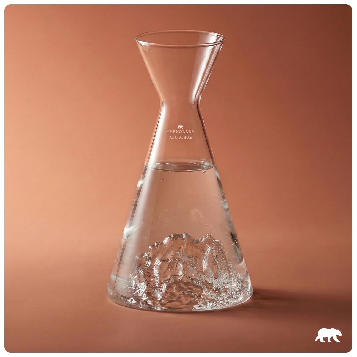 Decantador de agua de 1 litro, borosilicato de alta calidad soplado a mano con las montañas elevadas | TOPOGRAPHIC (Marmolada)