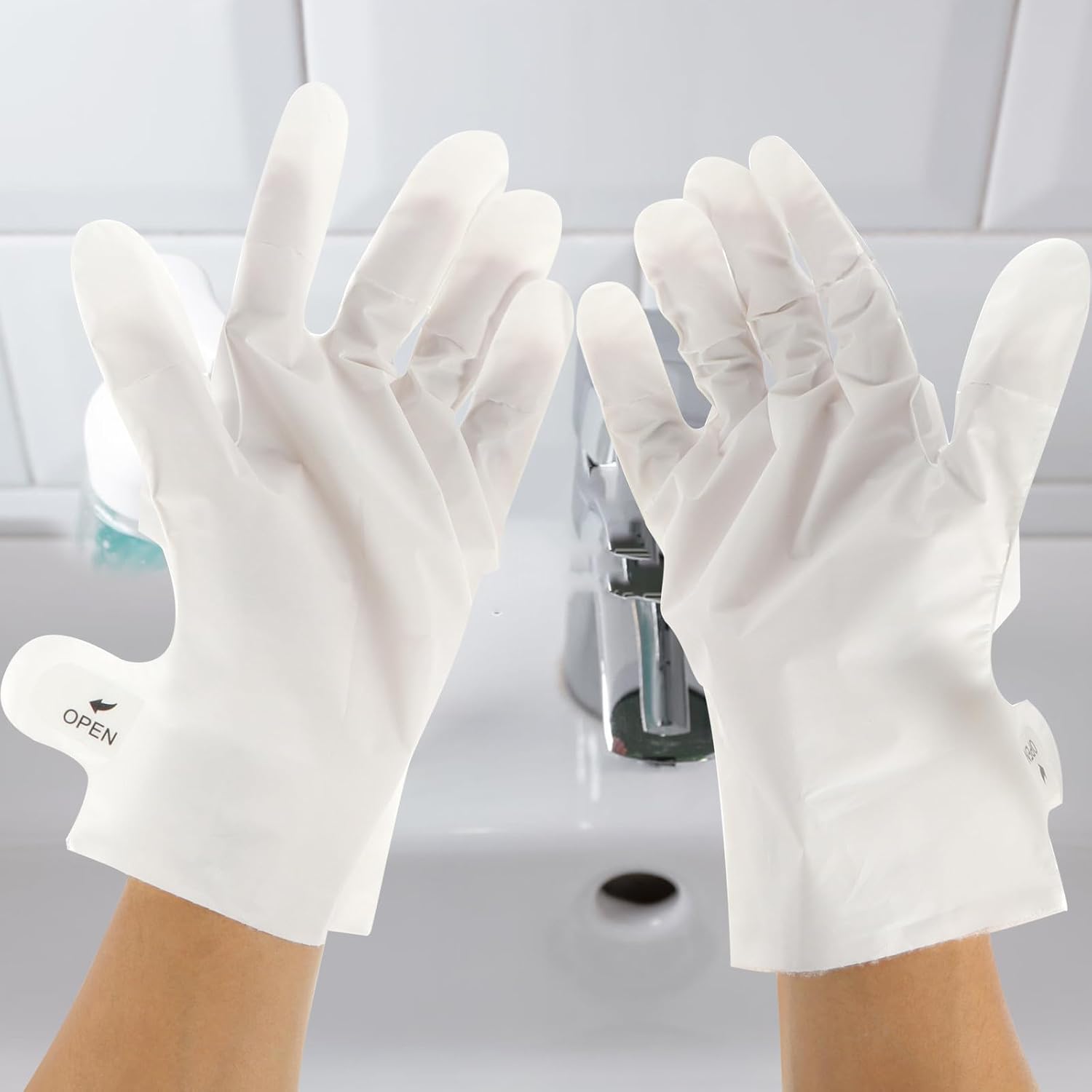 5 Pcs Hand Moisturizing Masks for Softening and Exfoliating Hands White Fabric Gloves for Dry and Rough Skin