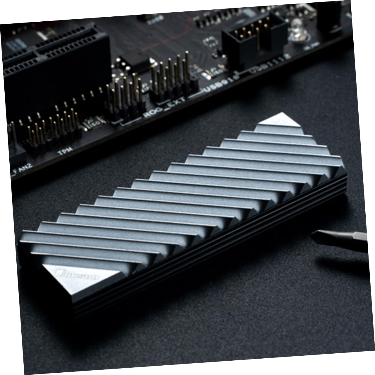 LALAFINA Aluminum Ssd Heat Sink for M.2 2280 Metal Cooling Fin Heat Sink Pad Included