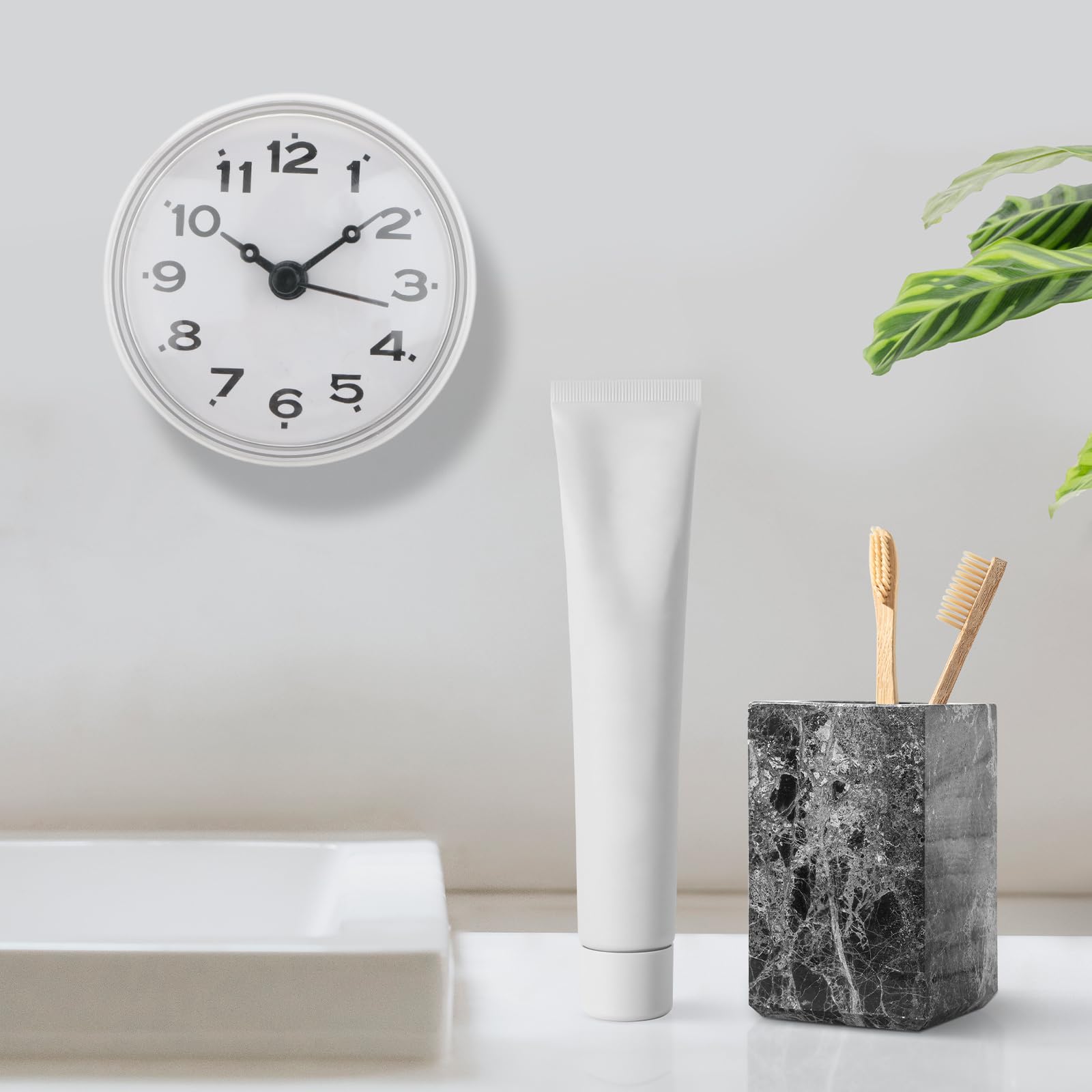 Sharplace wasserdichte Badezimmer-Uhr Mini Badezimmeruhr mit Silikagel Saugnäpfe zum Aufhängen, Funk-Badezimmeruhr, Küchenuhr, Baduhr, Quarz-Uhrwerk, feuchtigkeitsabweisend, 75 x 35 mm Weiß