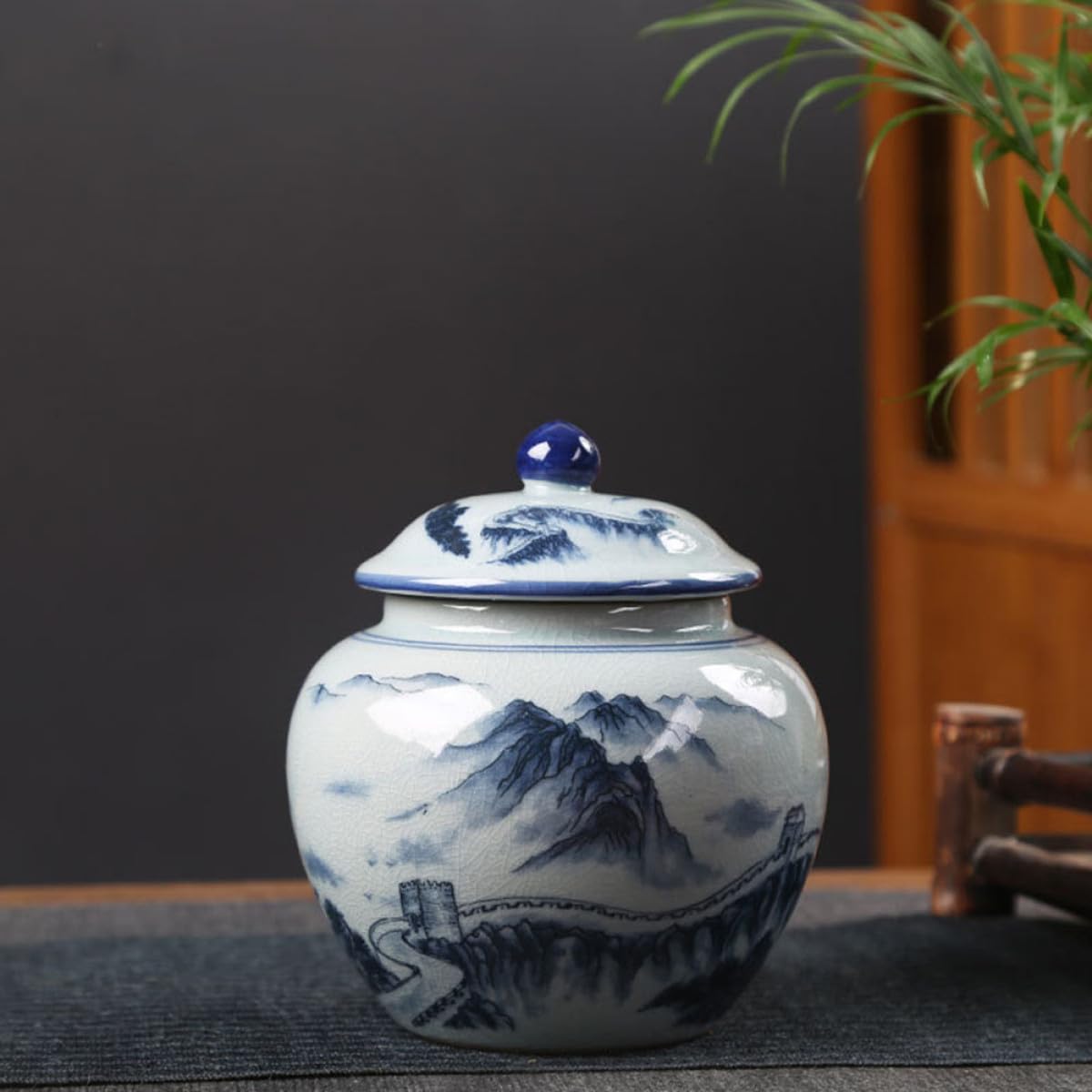 Teedose Dekorativ im Chinesischen Stil Keramik mit Dicht Schließendem Deckel und Luftdicht als Geschenk für Tee Kaffee und Nüsse das Café