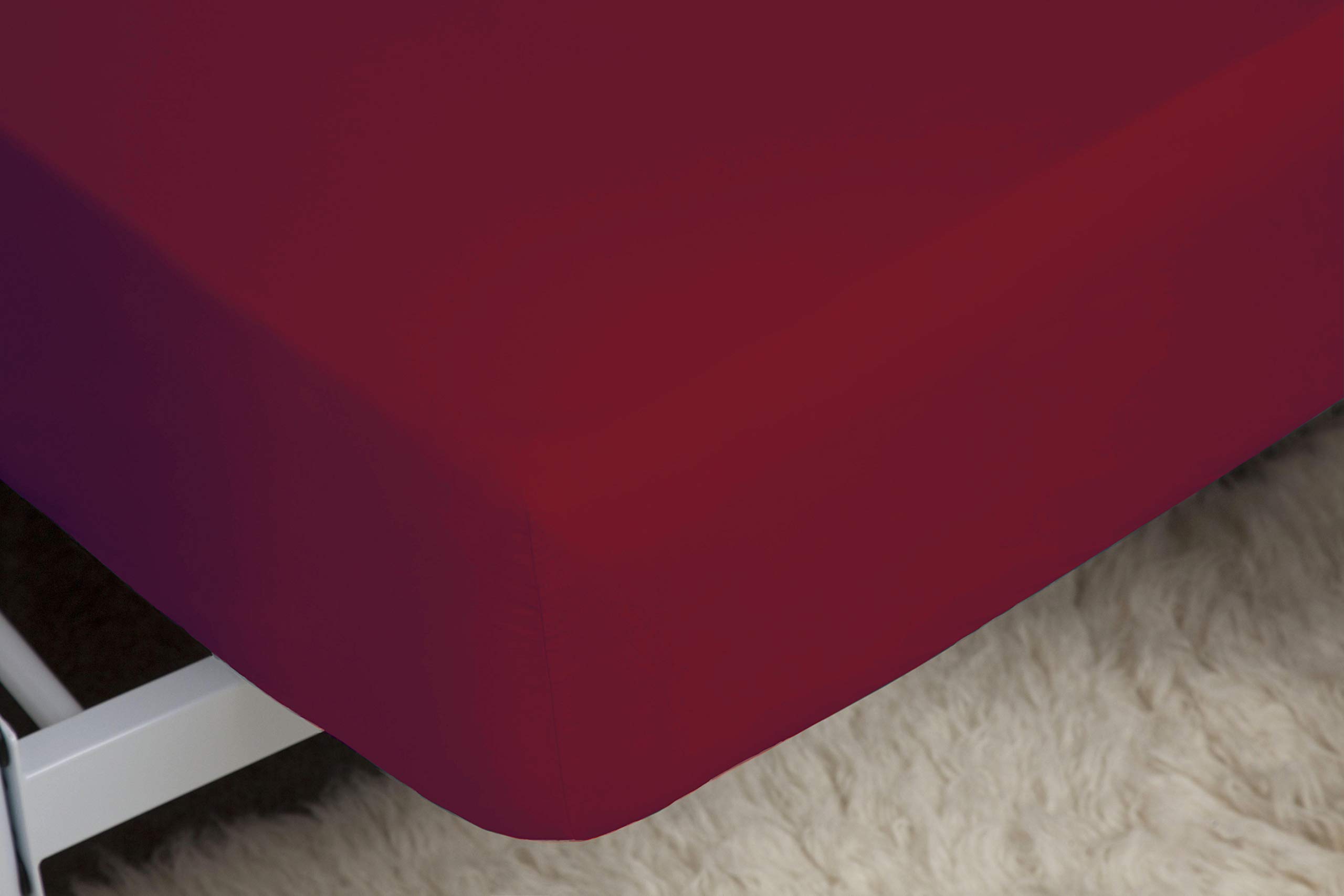Belledorm Red Fitted Sheet, 200 Thread Count Percale, Mattress Depth 28cm (Double)