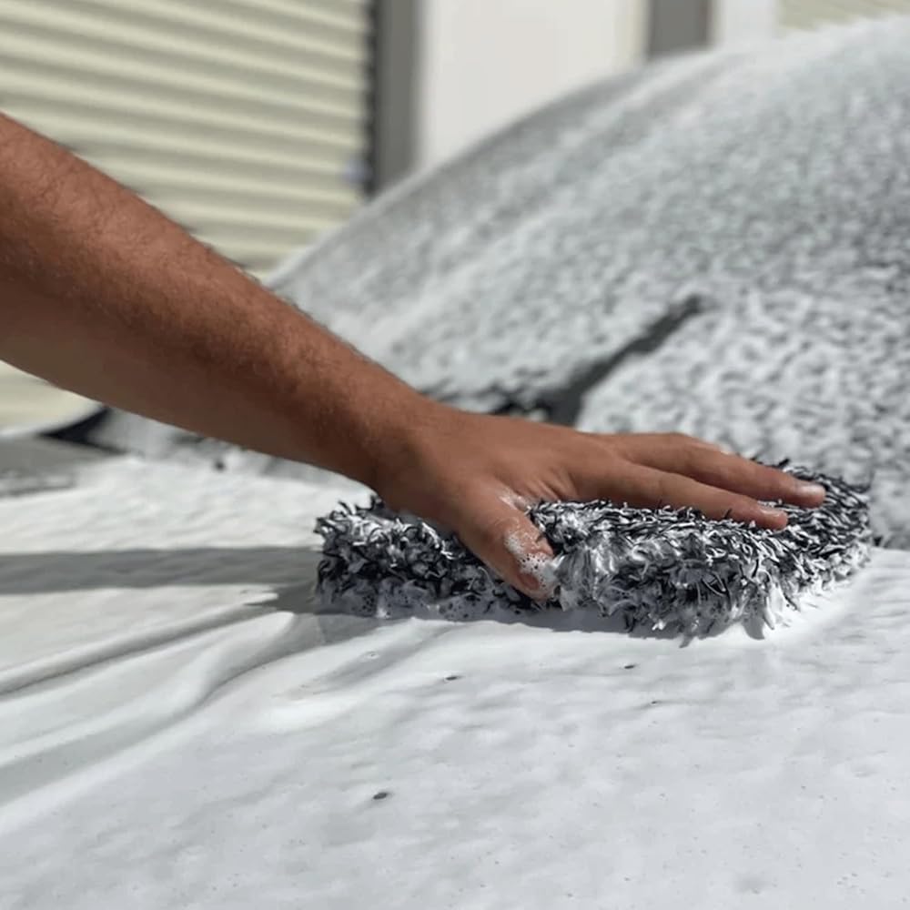 Ethos Microfiber Car Wash Mitt - Scratch-Free Cleaning view 4